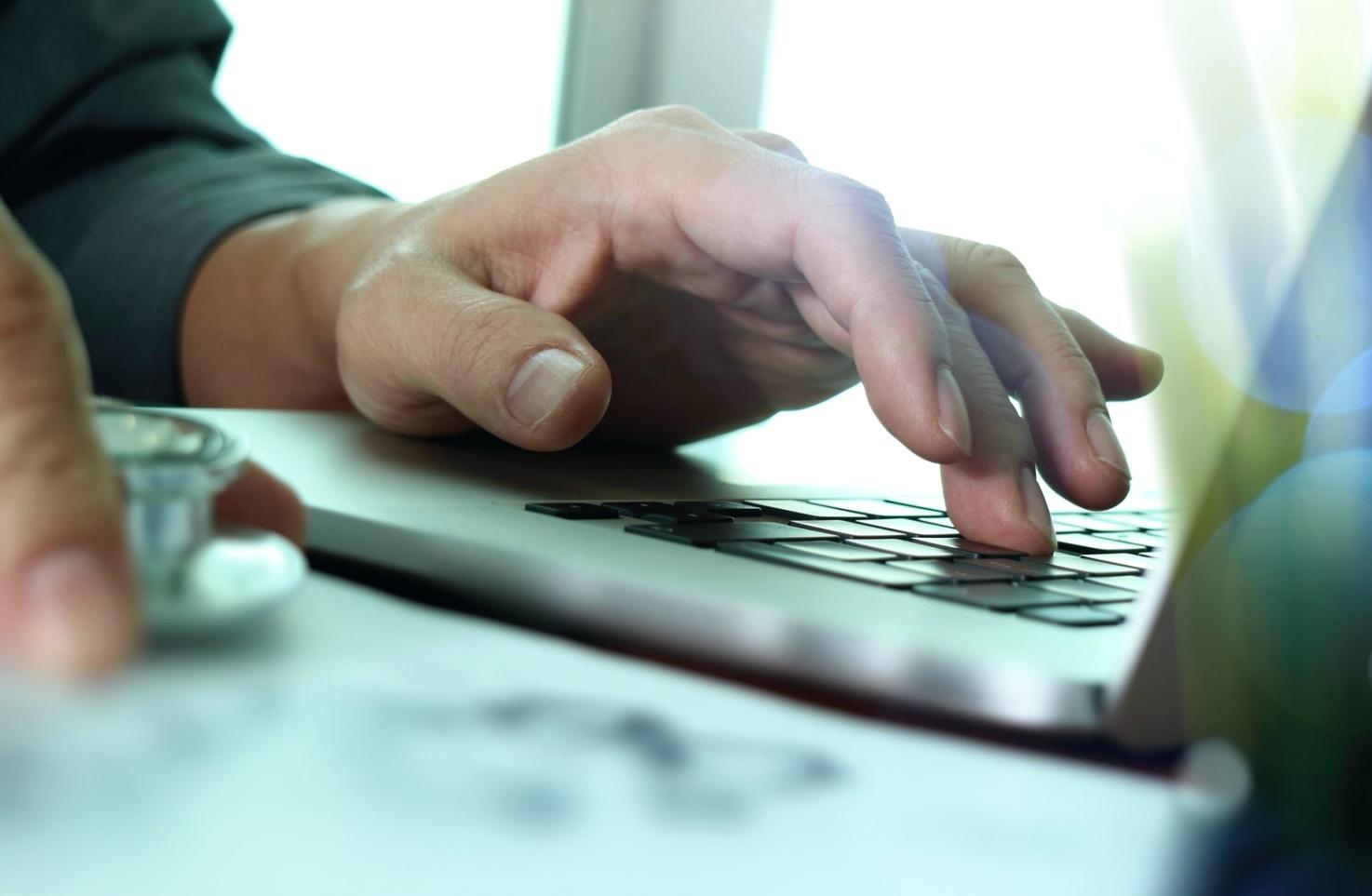 Comparación entre marcos de trabajo en gestión de riesgos